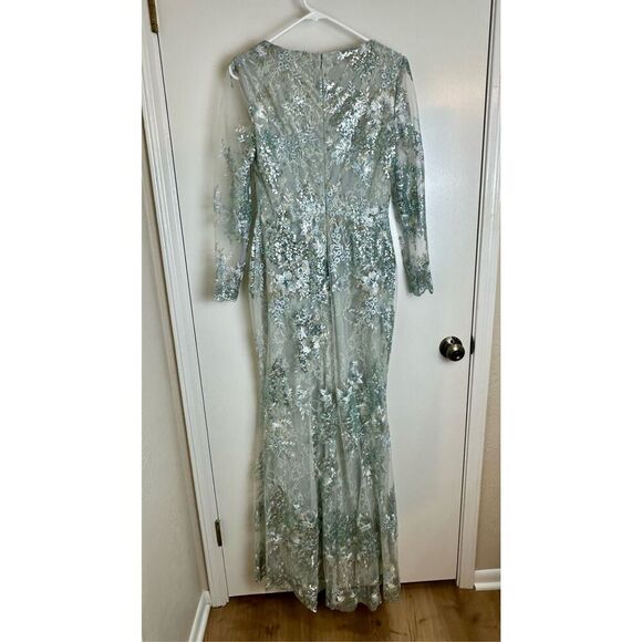 Mac Duggal NWT $698 size 8 EMBELLISHED V NECK ILLUSION LONG SLEEVE GOWN style 67 - Picture 16 of 16